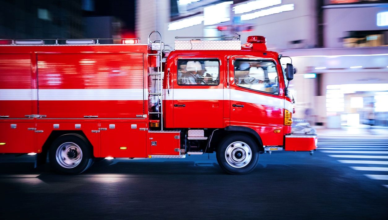 tokyoda bina yangini 2 kisi yaralandi NCiYwEne