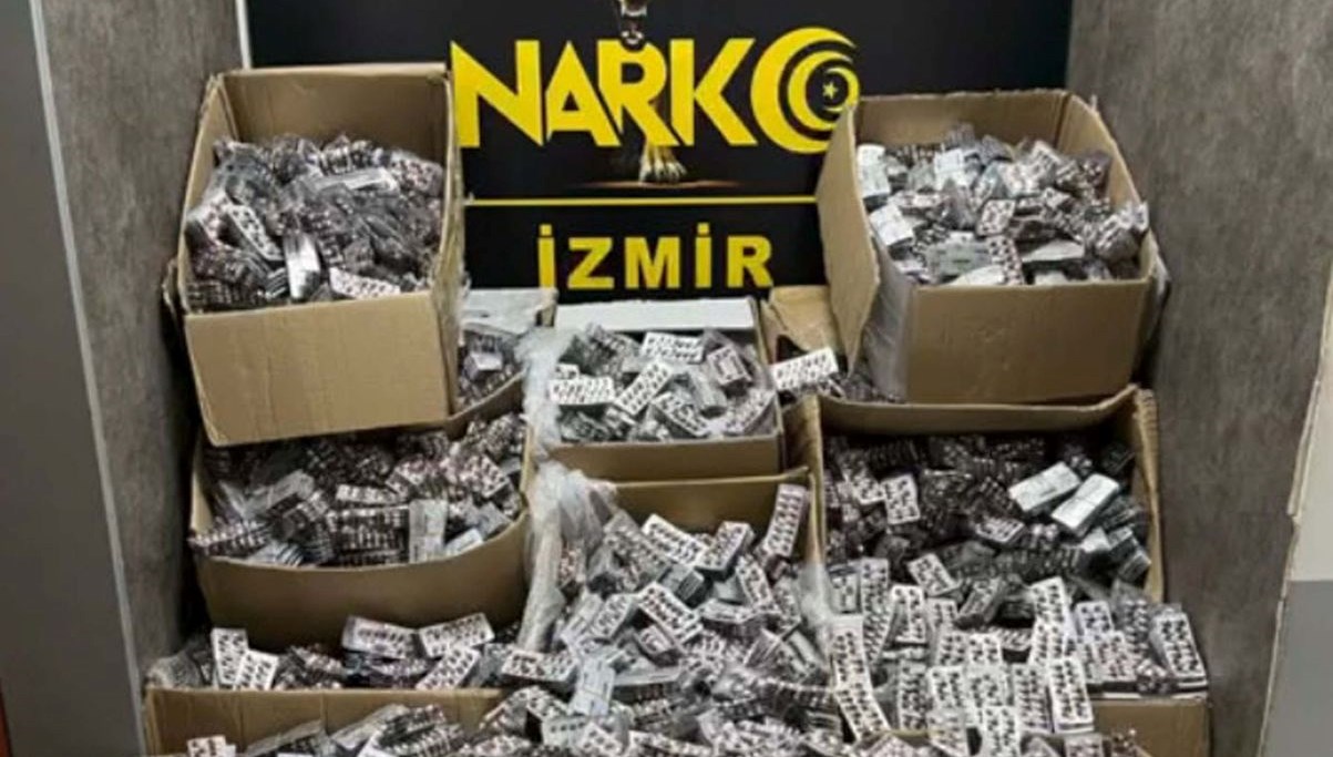 torbacilara dagitilacakmis275 bin 800 sentetik ecza hap ele gecirildi R81TKCyB