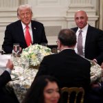 trump beyaz sarayda iftar verdi PHOBVCS5