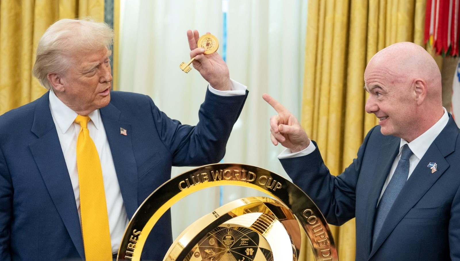 trump ve infantino fifa kulupler dunya kupasini tanitti 6Zt6p4Ci