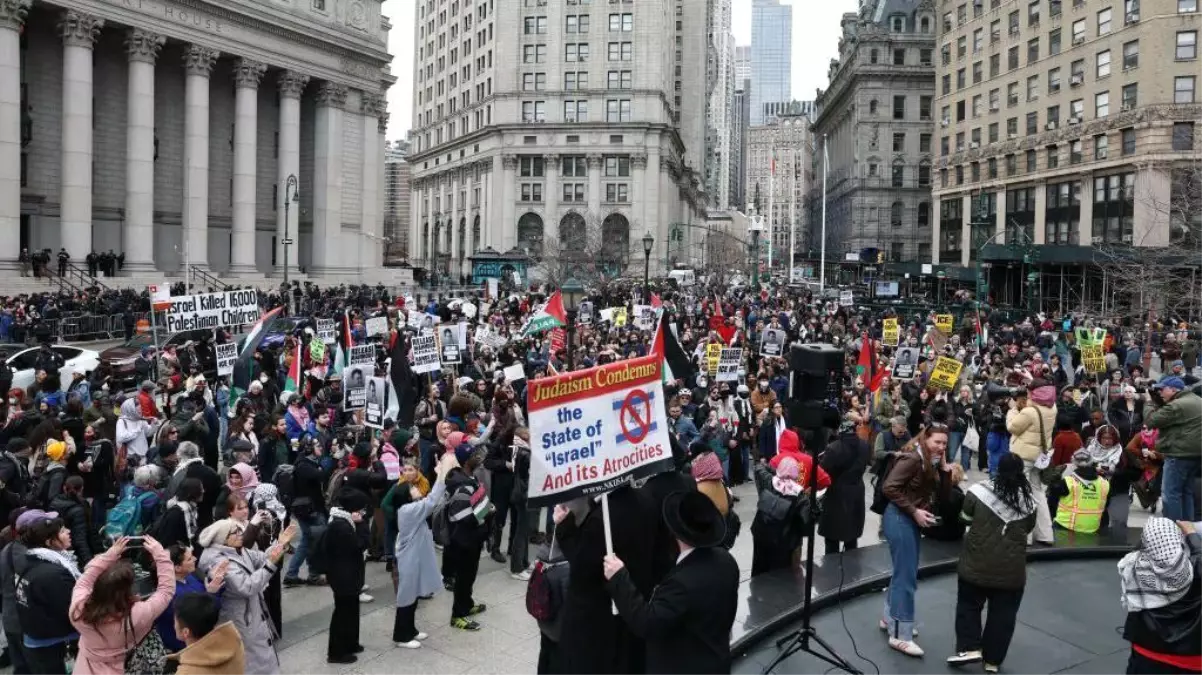 trumpin hudut disi tesebbusu protesto edildi Otpl1EBg