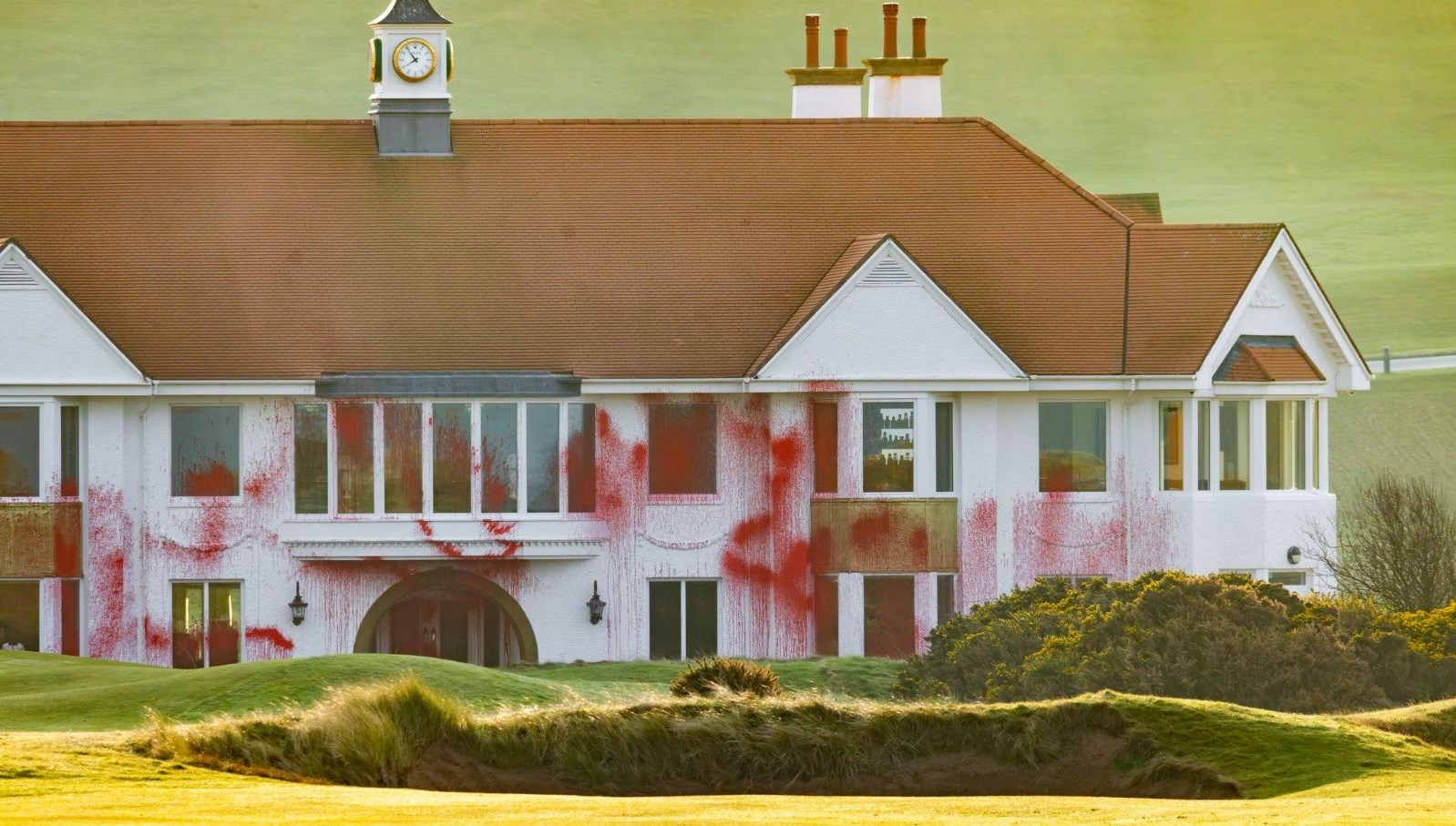 trumpun golf alaninda filistin protestosu yPmzMjCr