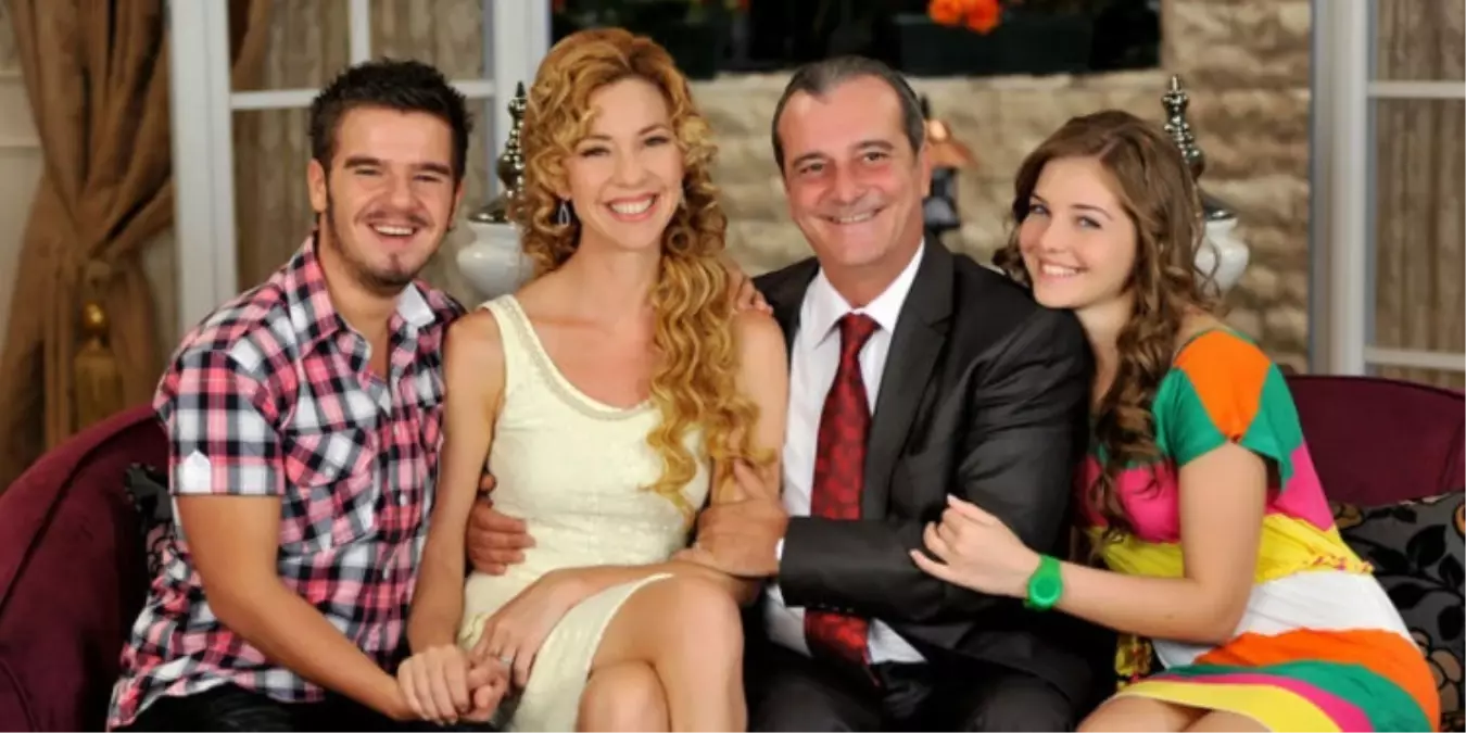 unutulmaz dizi sihirli annem sinema oluyor eski takim yine bir ortada