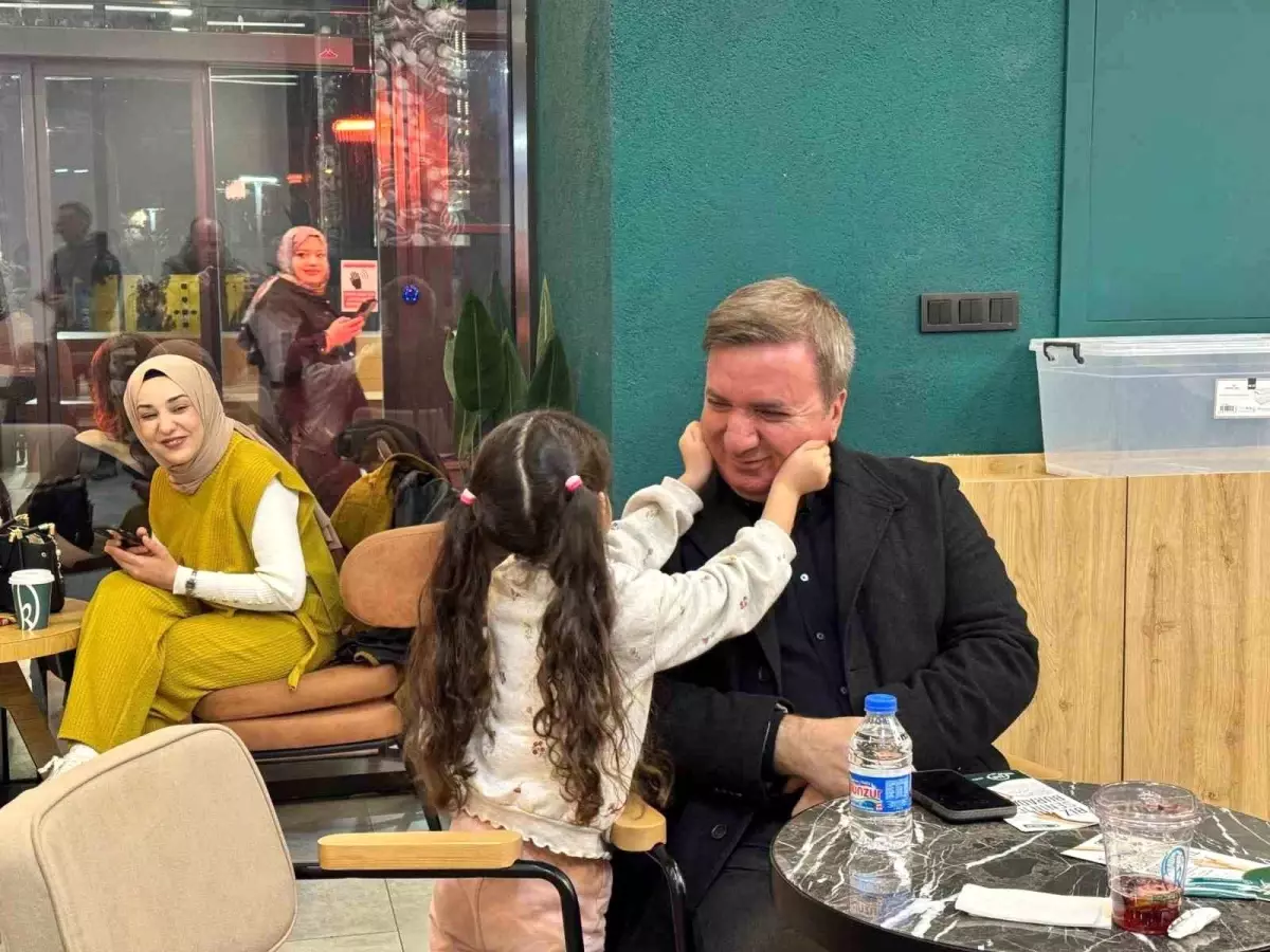 vali aydogdunun yanaklarina sevgili sikis sqmHIzPE