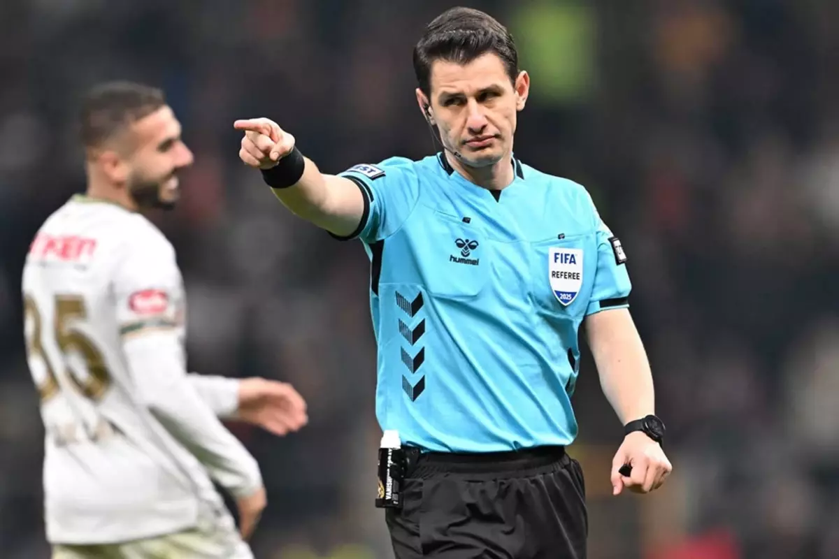 varda halil umut meler oturuyordu erzurumspor fk pendikspor macinda skandal karar