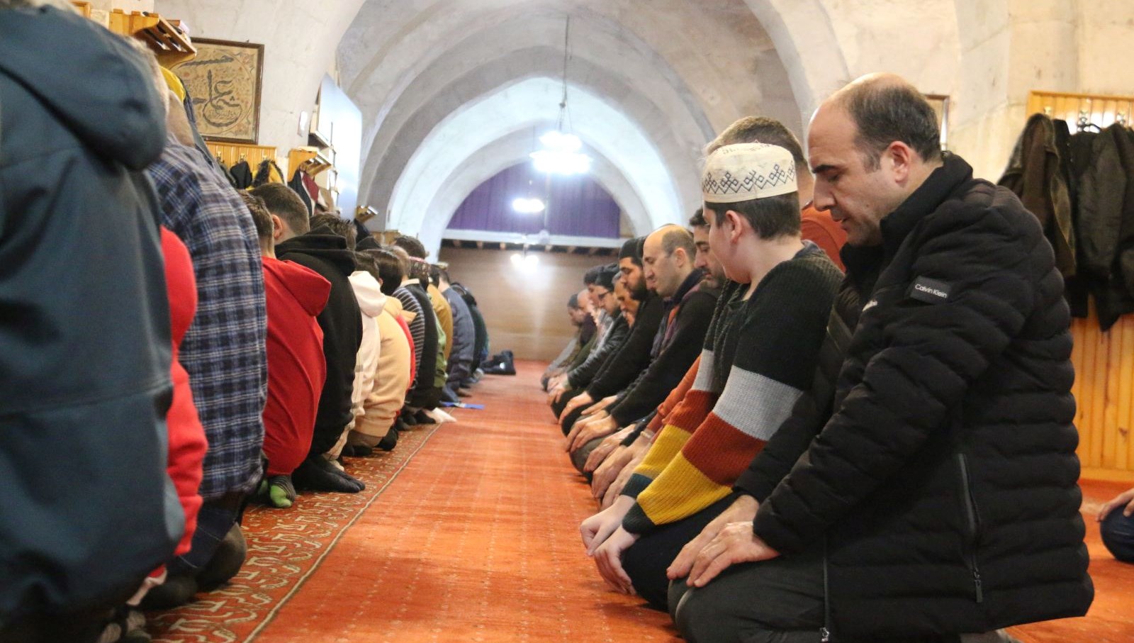 Sivas'ın Yankısı: 500 Yıllık Minarelerden Yükselen Kadim Nida 71 yalnizca sivasya yapilan 5 asirlik gelenek butun mescitlerde soyleniyor ZDY1mhC3