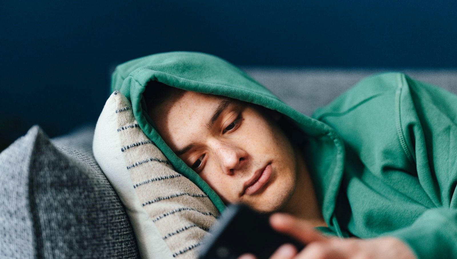 yalnizlik salginiyla basa cikmanin 6 yolu euS75EXS