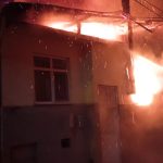 yanginda uc mesken kullanilamaz hale geldi R4UbwdEC