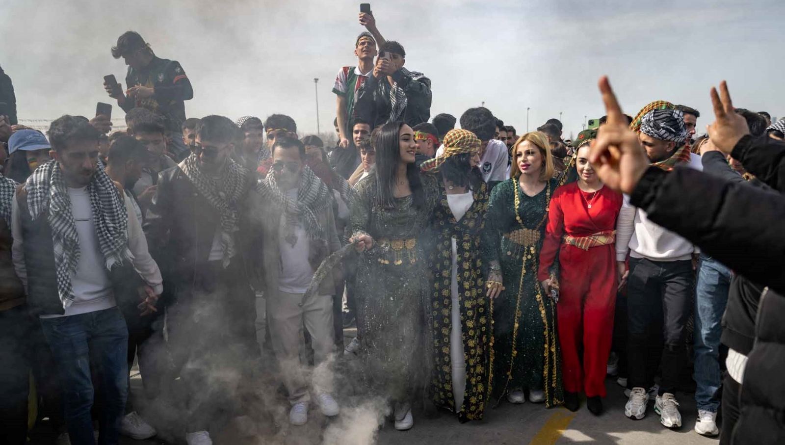 yenikapidaki nevruz kutlamasinda 28 kisi hakkinda yasal surec 295LA88R