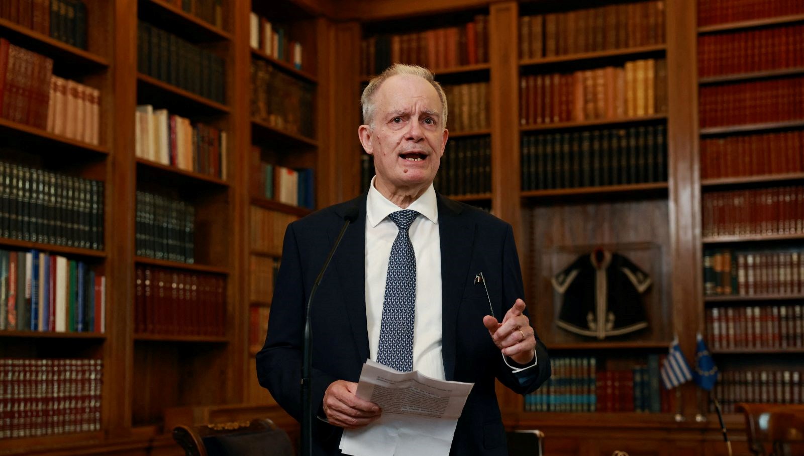 yunanistanin yeni cumhurbaskani tasulas misyona basladi 5C4TrFBB