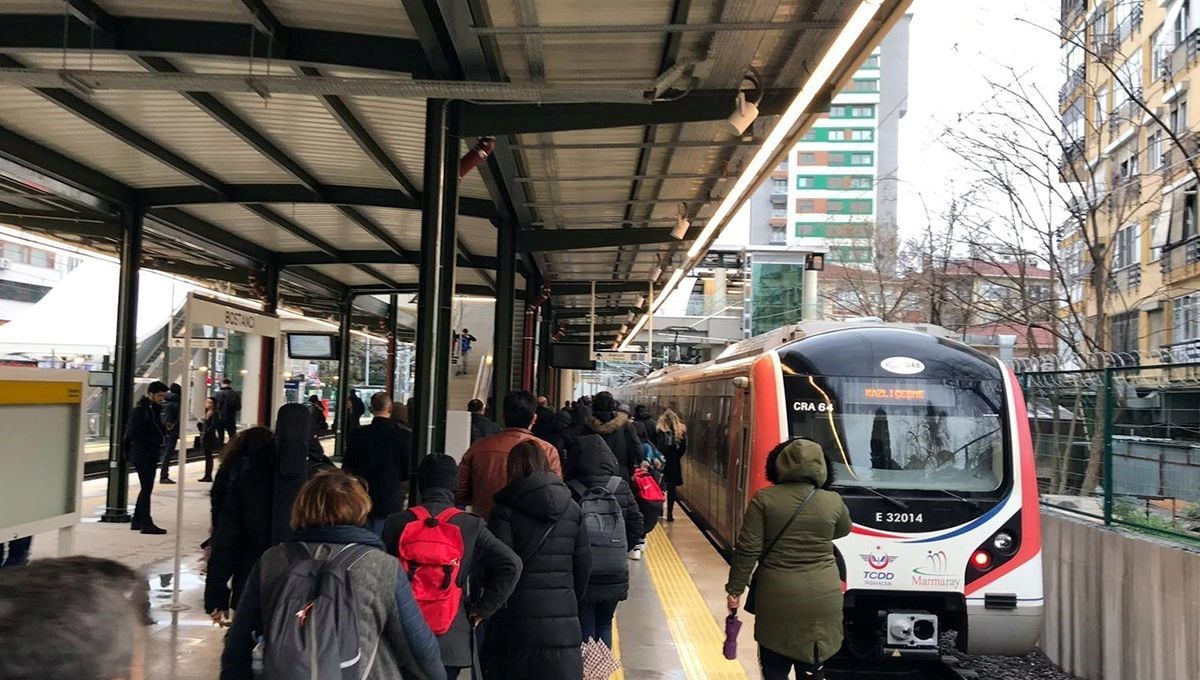 1 Mayıs ve 19 Mayıs'ta toplu taşıma fiyatsız mi? Perşembe günü ulaşım ücretsiz mı? Resmi Gazete'de yer aldı 71 1 mayis ve 19 mayista toplu tasima fiyatsiz mi persembe gunu ulasim ucretsiz mi Tdf8lEqa