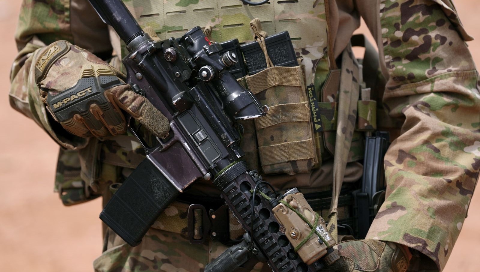 2 amerikan askeri sondaki trafik kazasinda oldu UZW2Ssky