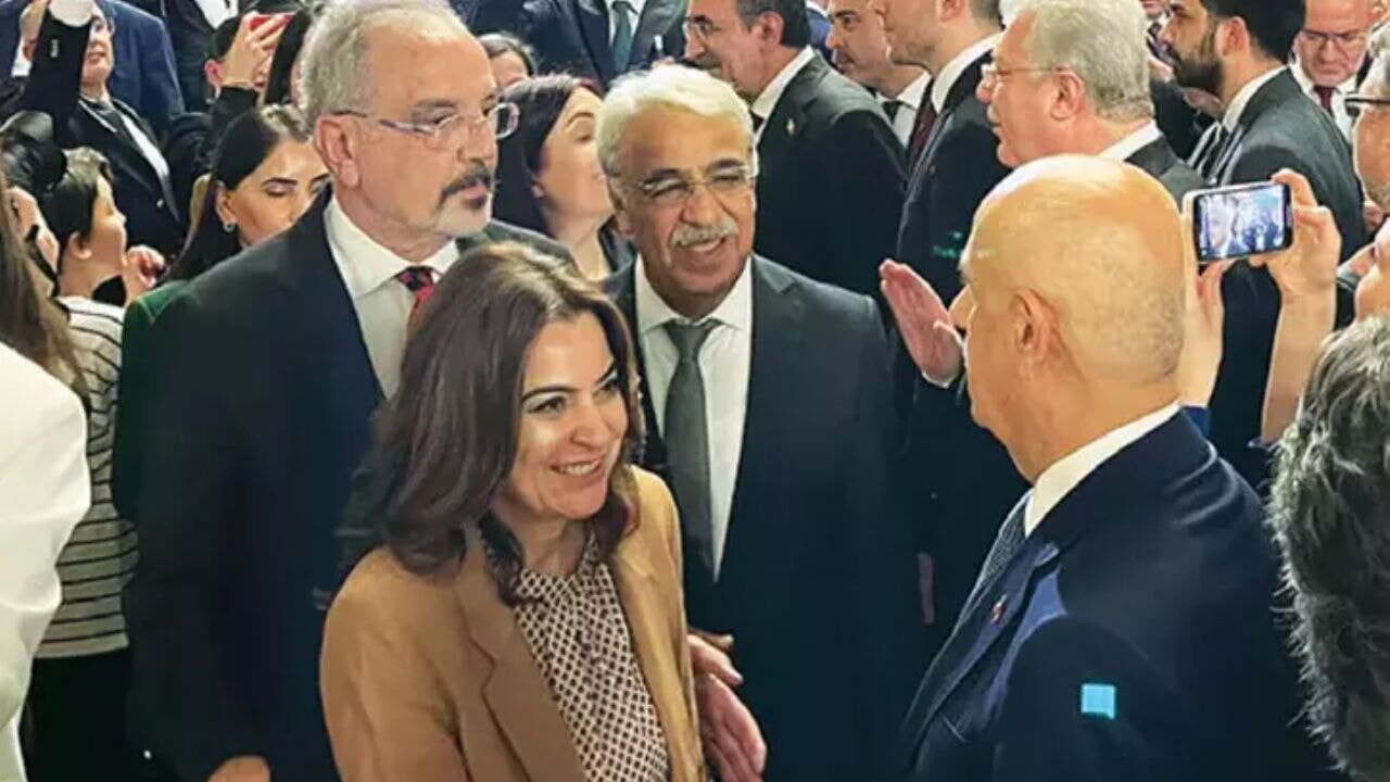 23 nisanda siyasi birlik dem parti ve iyi parti yan yana UDHsenda