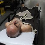 69 yasindaki adami uc yerinden bicakladi 2K16qqYD