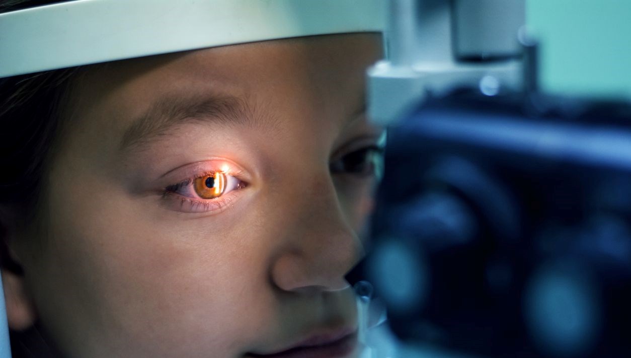 7 yaşındaki çocuk göz muayenesine gitti: Aylar sonra hayatını kaybetti 71 7 yasindaki cocuk goz muayenesine gitti aylar sonra hayatini kaybetti