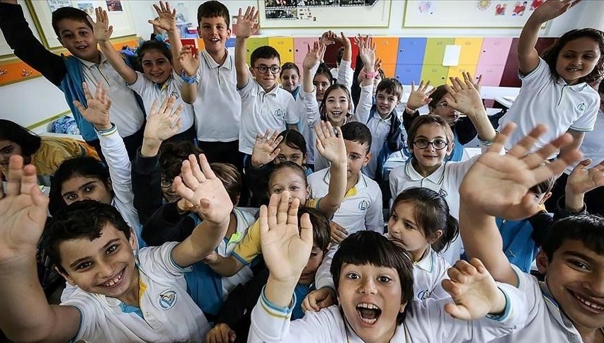 9 gunluk tatil sonrasi zil tekrar caliyor z2HQdIsm