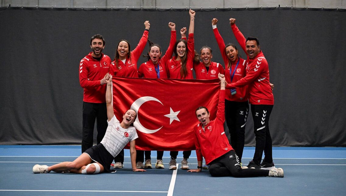 a ulusal bayan tenis grubundan tarihi basari rSgKVkzz