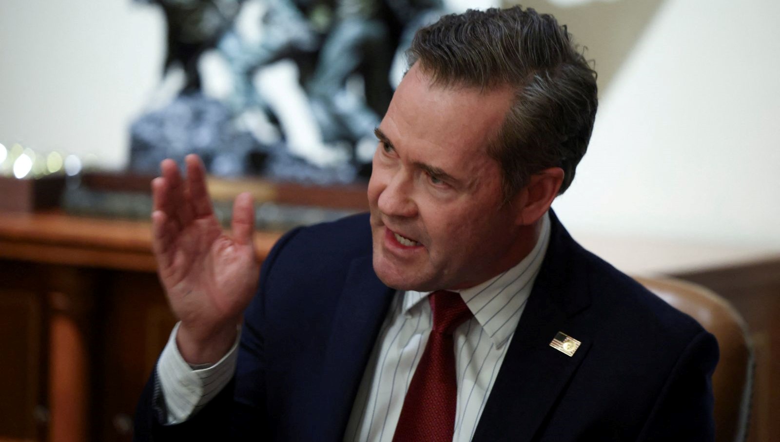 abdde e posta skandali askeri bilgileri sahsi hesabindan gonderdi mlzgWNte