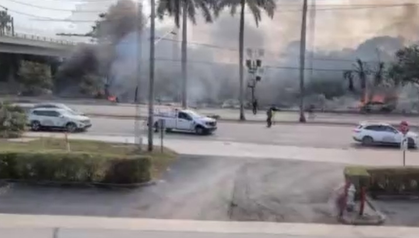 ABD'de yeniden uçak kazası: Kalkıştan 20 dakika sonra düştü 71 abdde yeniden ucak kazasi kalkistan 20 dakika sonra dustu V1GeAILI