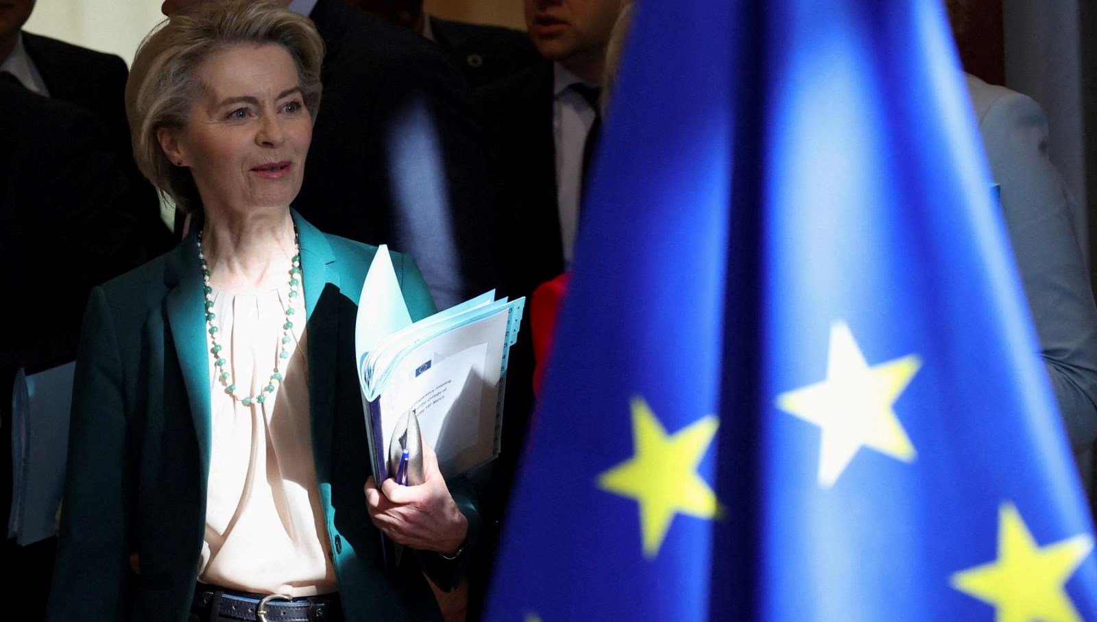 abden abdyekarsi tarife misillemesini askiya alma karari RruiaTLS