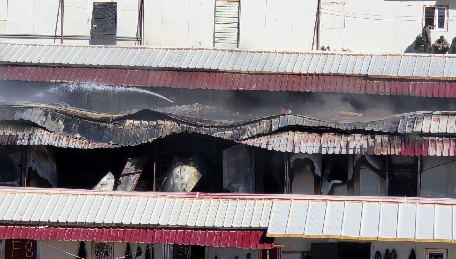 adanada emekci konteynerinde yangin Dnw4nggq