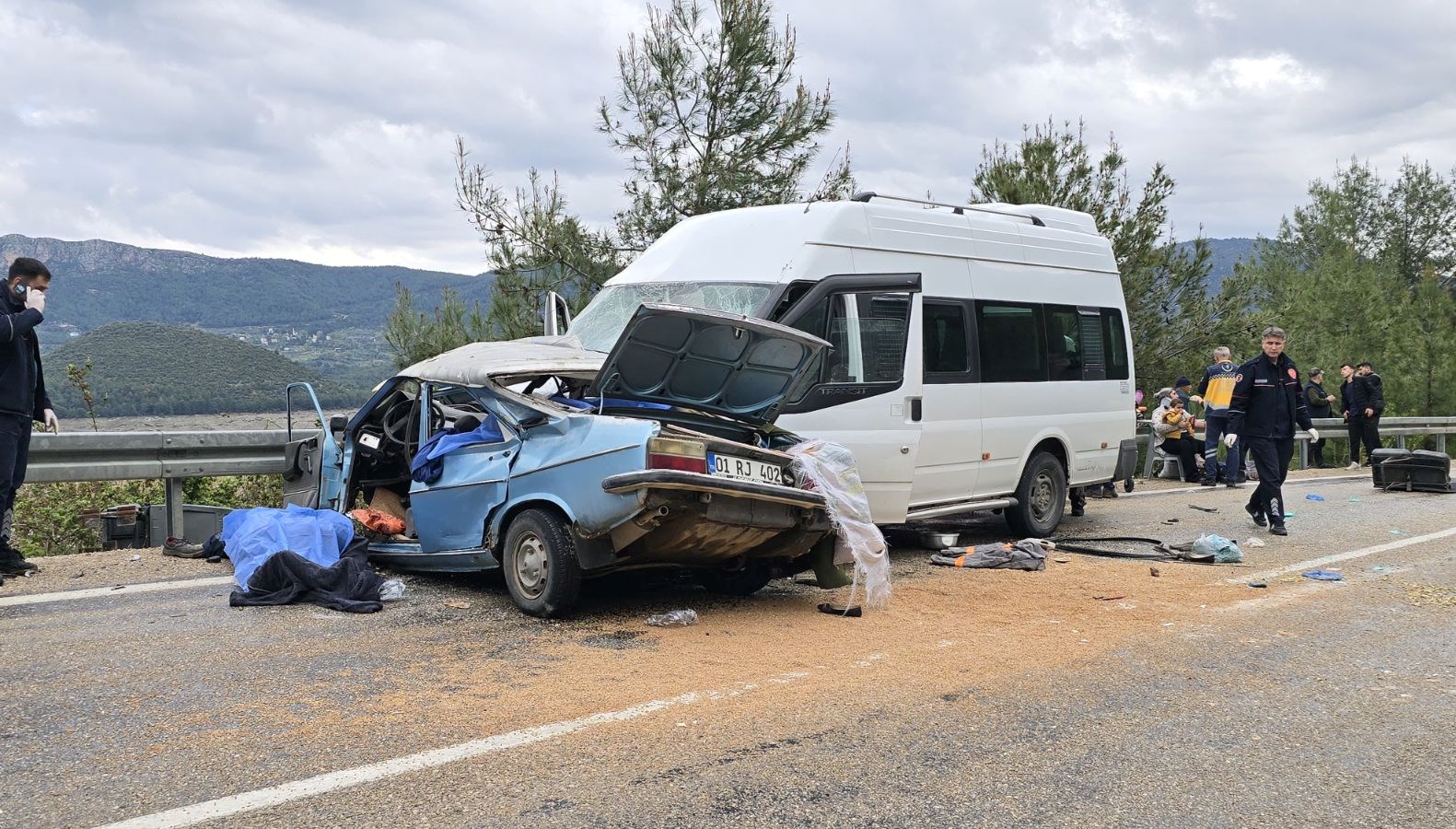 adanada katliam uzere kaza 3u cocuk 5 meyyit8 yarali UEf3F2Ja