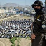 afganistanda 4 erkek halka acik formda idam edildi 6RQcyRWH