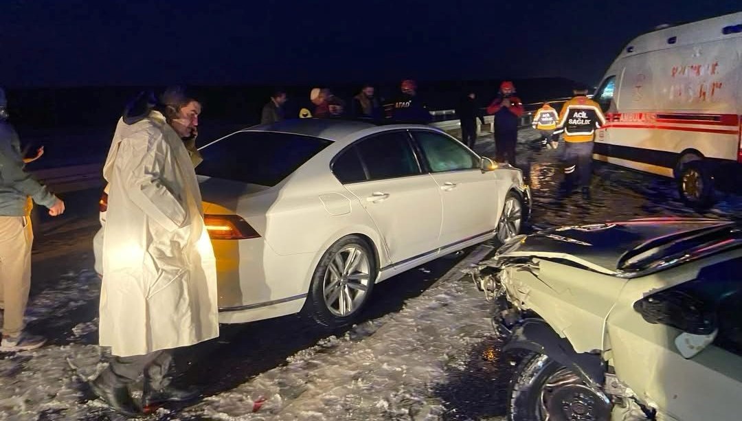 aksarayda zincirleme kaza12 arac birbirine girdi sDI3Mpng