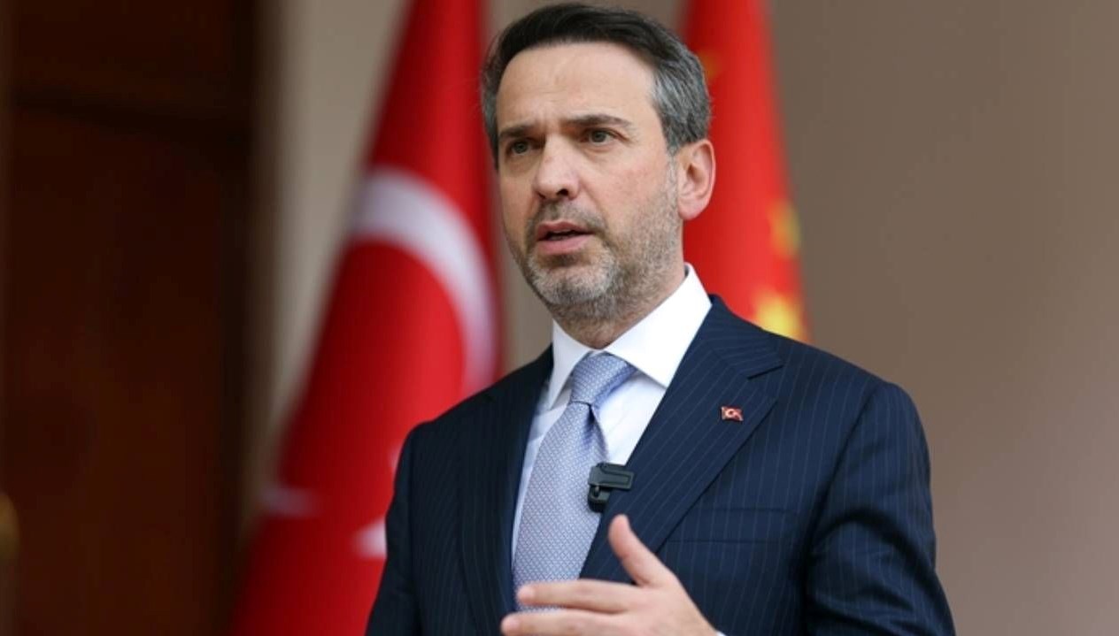 alparslan bayraktar gaz potansiyelinin oldugu bir arama programi uzerinde calisiyoruz