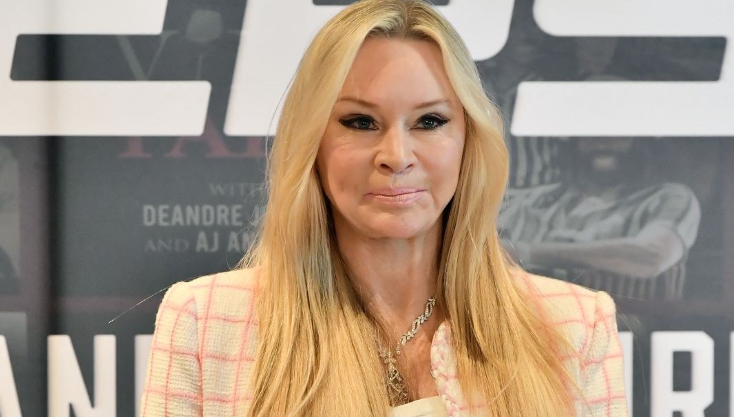 amerika tarihine gecen aile versay kralicesinin hayali yarim kaldi usQePJHT