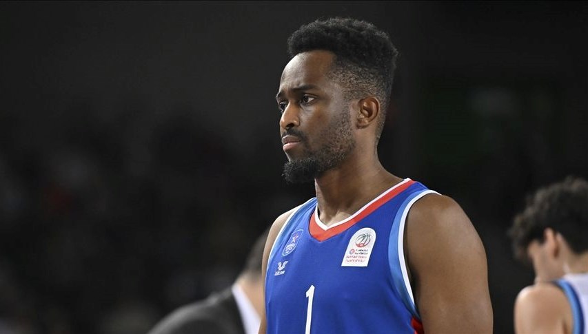 anadolu efeste beaubois en az 6 hafta alanlardan uzak kalacak vfqwC2dk