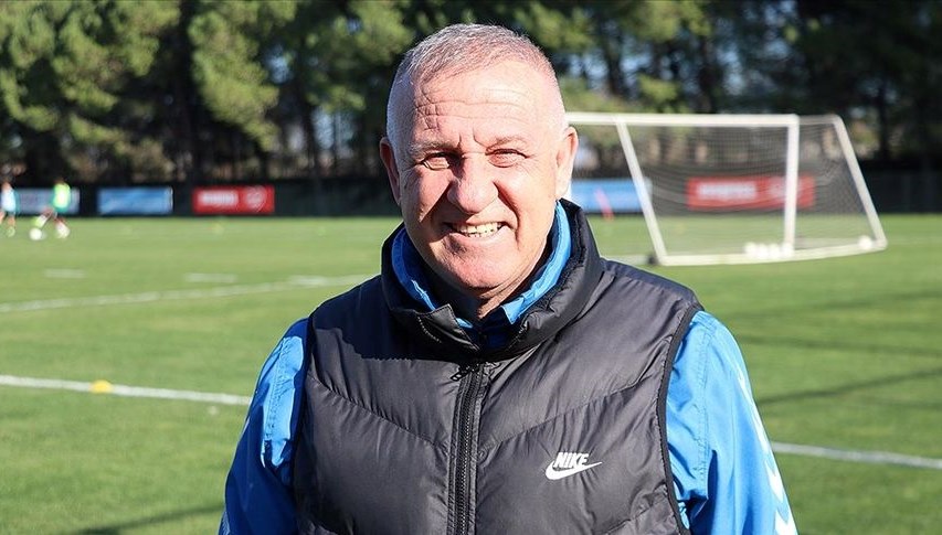 Ankaragücü'nde Bakkal Faktörü: Yeni Bir Dönem mi? 71 ankaragucunde mesut bakkal devri MVXyLOlh