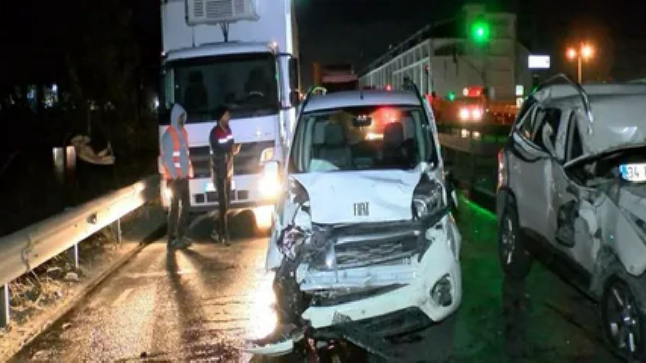 Arnavutköy'de feci kaza 71 arnavutkoyde feci kaza 7NqRUHSD