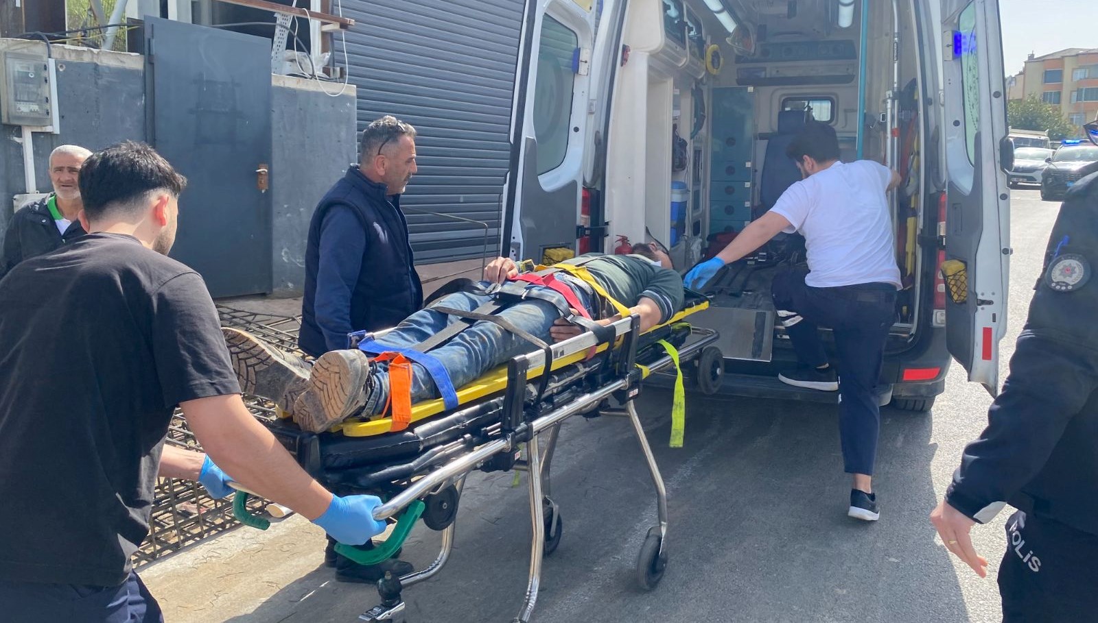 Ataşehir’de inşaat alanında göçük 71 atasehirde insaat alaninda gocuk JfIr1u71