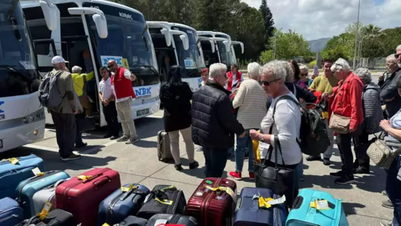 avusturyali emekliler yillar sonra yeniden marmariste A42au79g