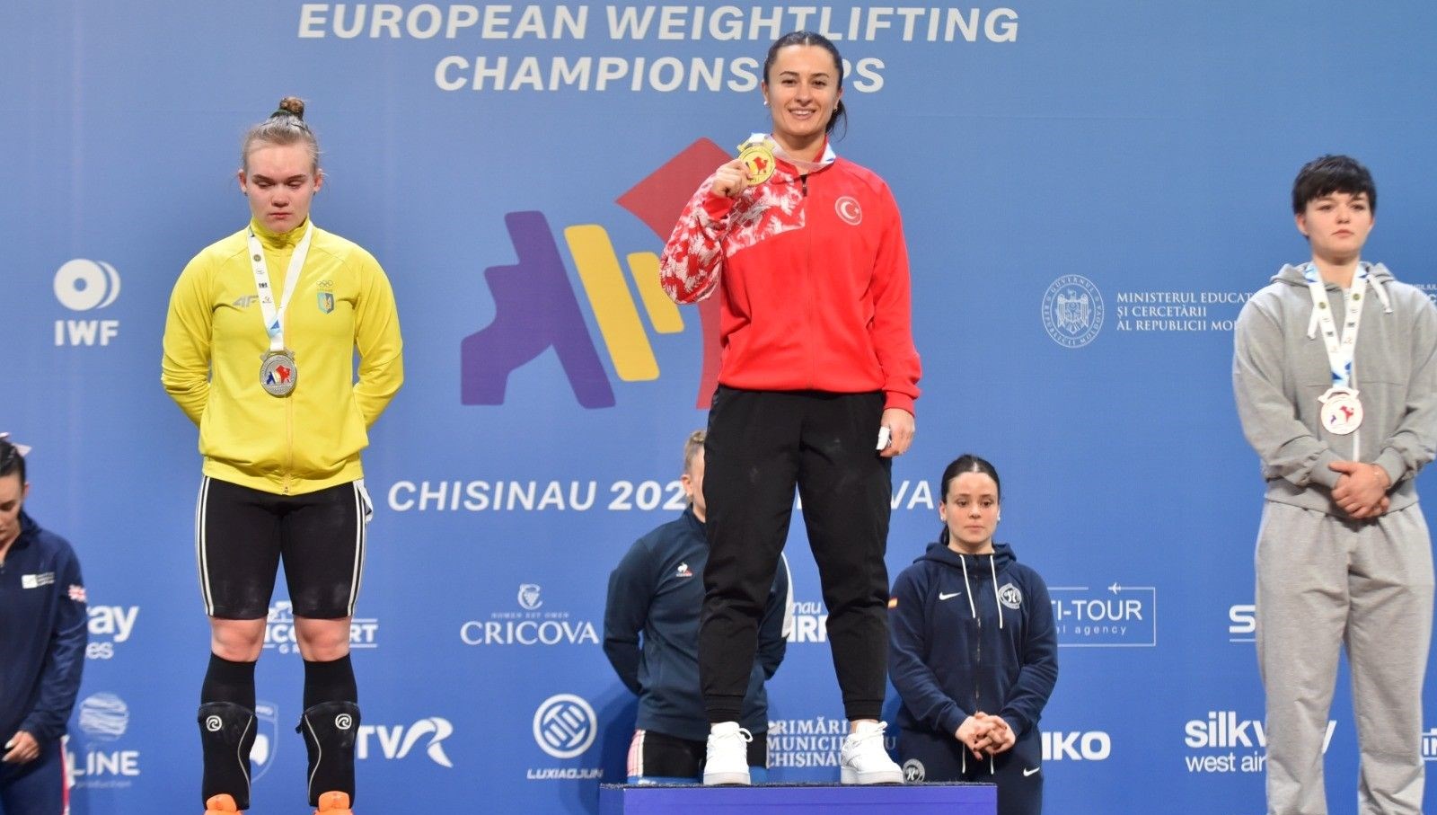 aysel ozkan avrupa halter sampiyonasinda avrupa ikincisi 3ZCZDejT