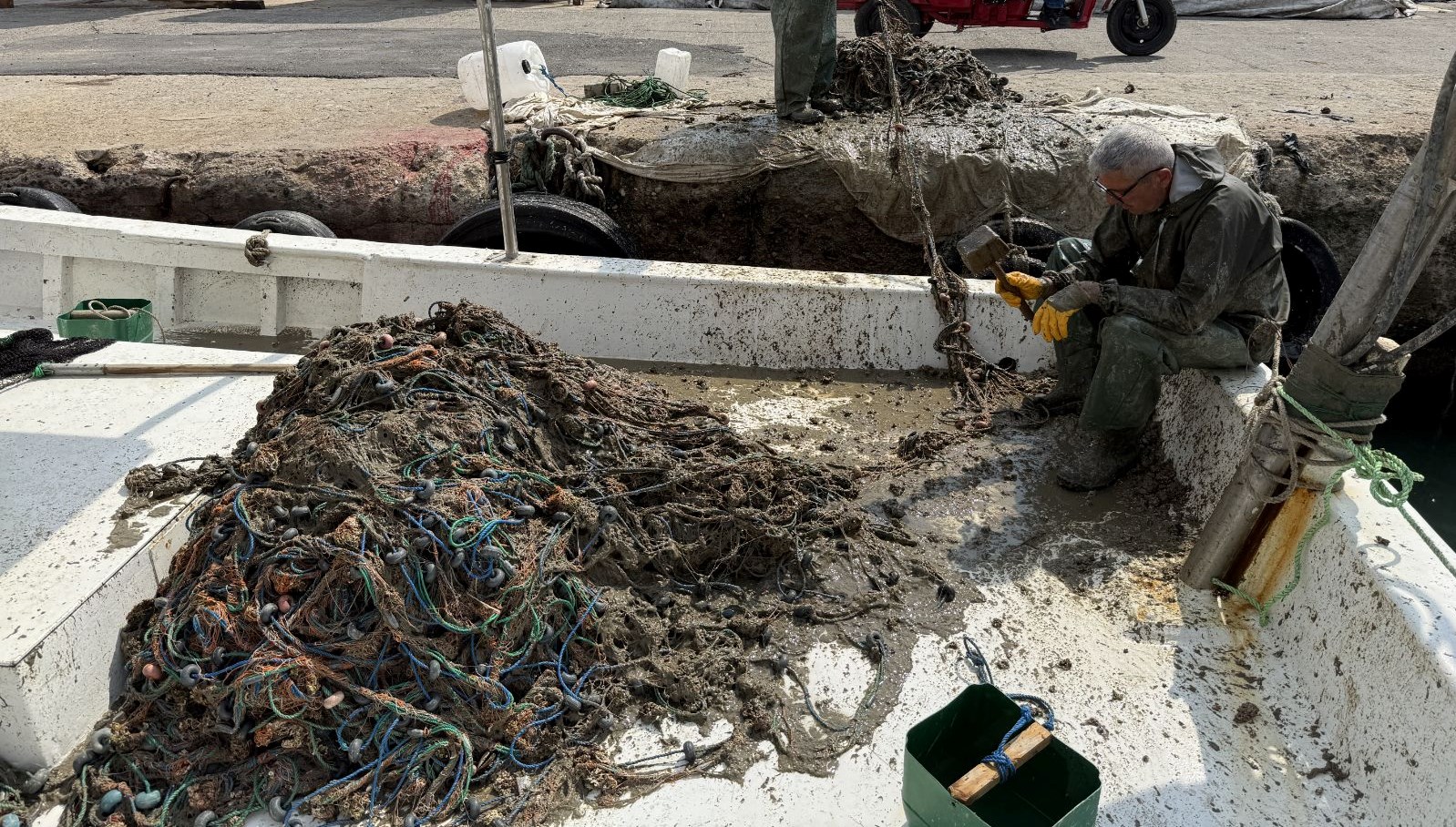 balikci balik yerine musilaj cekiyor 1Cc2abGe