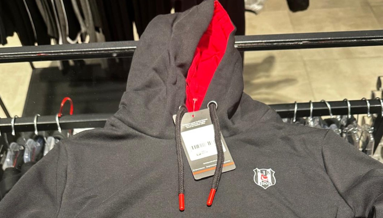 Beşiktaş sweatshirtü için bakanlıktan toplatma kararı 71 besiktas sweatshirtu icin bakanliktan toplatma karari AJjeHi1B