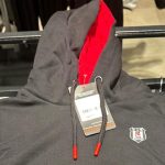 besiktas sweatshirtu icin bakanliktan toplatma karari HwnjWDdI