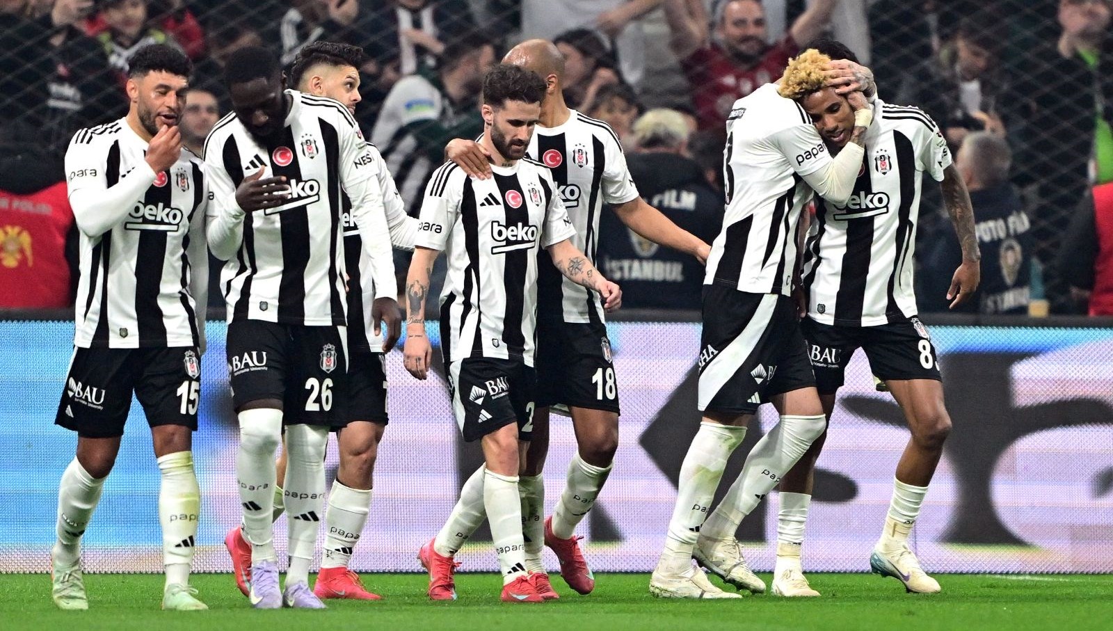 besiktasin borcu aciklandi de3YdCYi