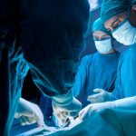 bilim insanlarini sasirtan gizemli hadise diz ameliyatindan sonra farkli bir lisanla konusmaya basladi KzOxfkKI