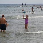 bir vilayette sicaklik 20 derecenin uzerine cikti deniz keyfi erken basladi XxS4cRmL