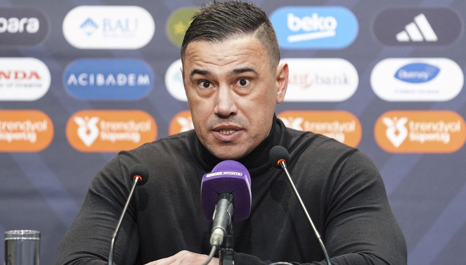 cagdas atanucunculuk amaci belirmis uzere gozukuyor zrAQ4HLY