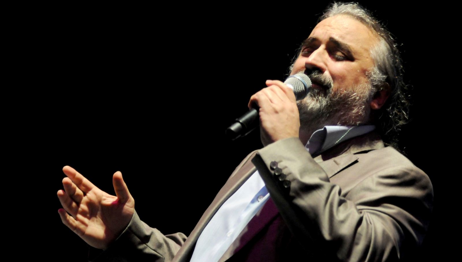 Çatalca'da müftülüğün bulunduğu sokağa Volkan Konak'ın ismi verildi 71 catalcada muftulugun bulundugu sokaga volkan konakin ismi verildi mlOgUgBr