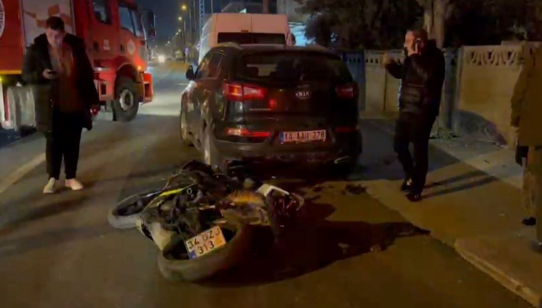 cerkezkoyde iki motosiklet bas basa carpisti 3 yarali