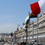 cezayirden fransanin 12 konsolosluk calisanina 2 gun muhlet ulkeyi terk edin MRUVSCEk