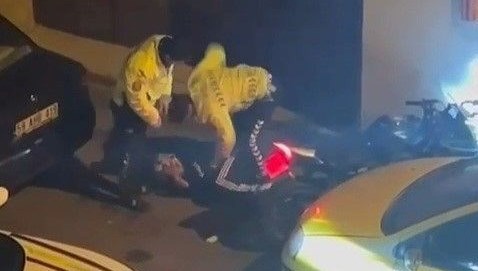 Çorlu'da Emniyetten Soruşturma: Polis Şiddeti İddiası Görevden Alma Getirdi 71 corluda polis siddeti iki polis misyondan uzaklastirildi fiGNCzd7