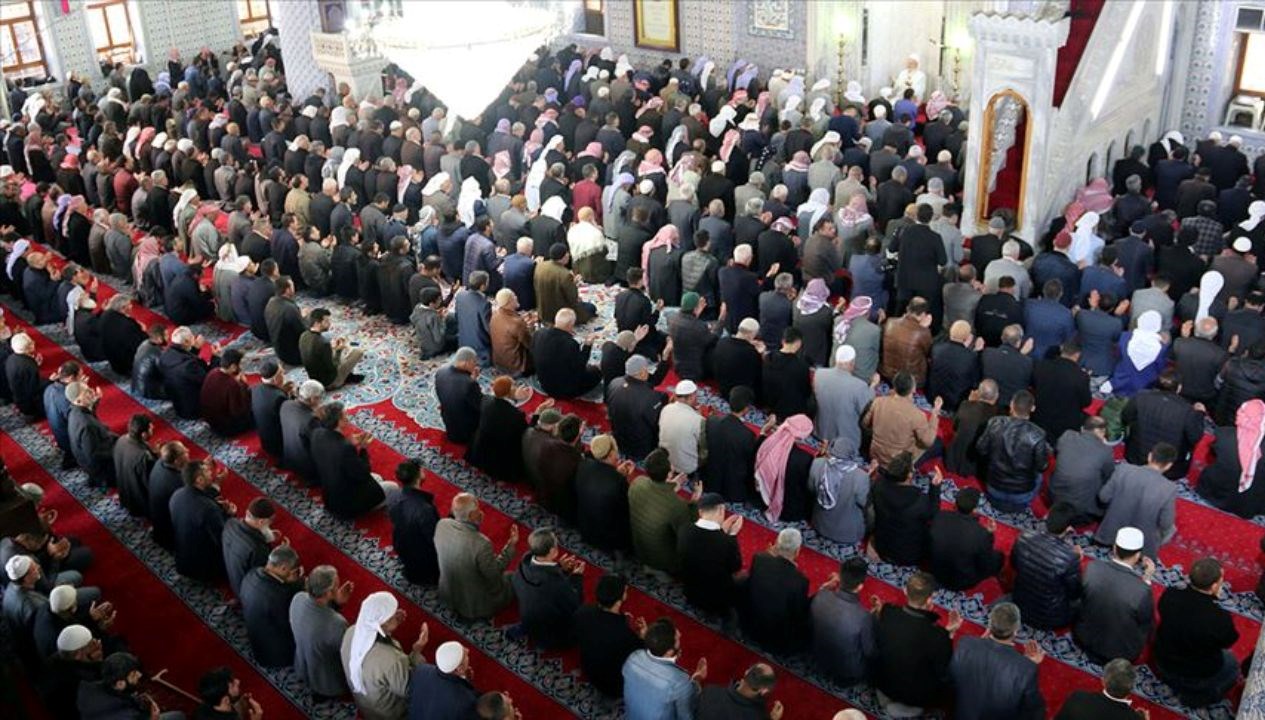 cuma namazi vakti 25 nisan cuma namazi saat kacta kilinacak ne kadar surer il