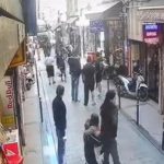 deprem sirasinda kaydedilen dikkat cekici anlar 29lCLSFw