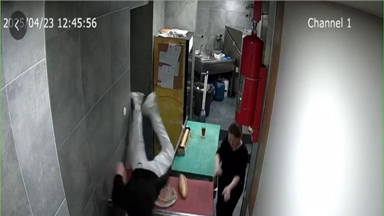 Depreme çalışırken yakalandılar; tezgahtan atlayıp kaçtılar 71 depreme calisirken yakalandilar tezgahtan atlayip kactilar